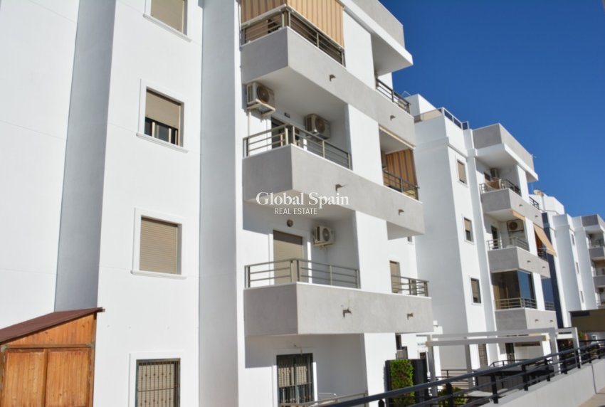 Revente - APPARTEMENT -
SAN MIGUEL DE SALINAS - Costa Blanca