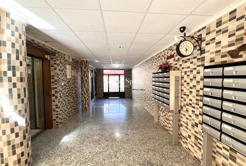 Revente - APPARTEMENT -
SAN MIGUEL DE SALINAS - Inland