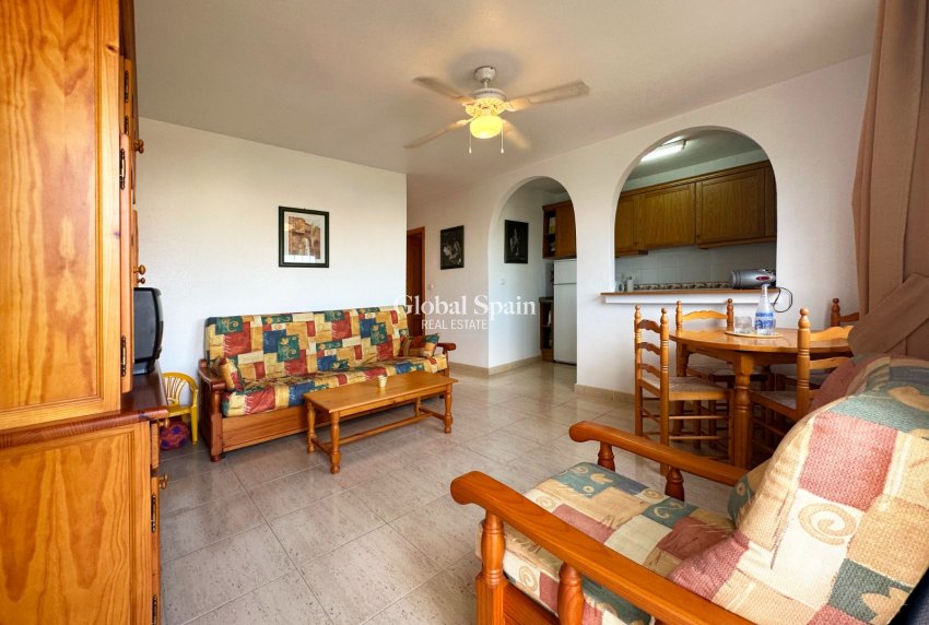 Revente - APPARTEMENT -
SAN MIGUEL DE SALINAS - Inland