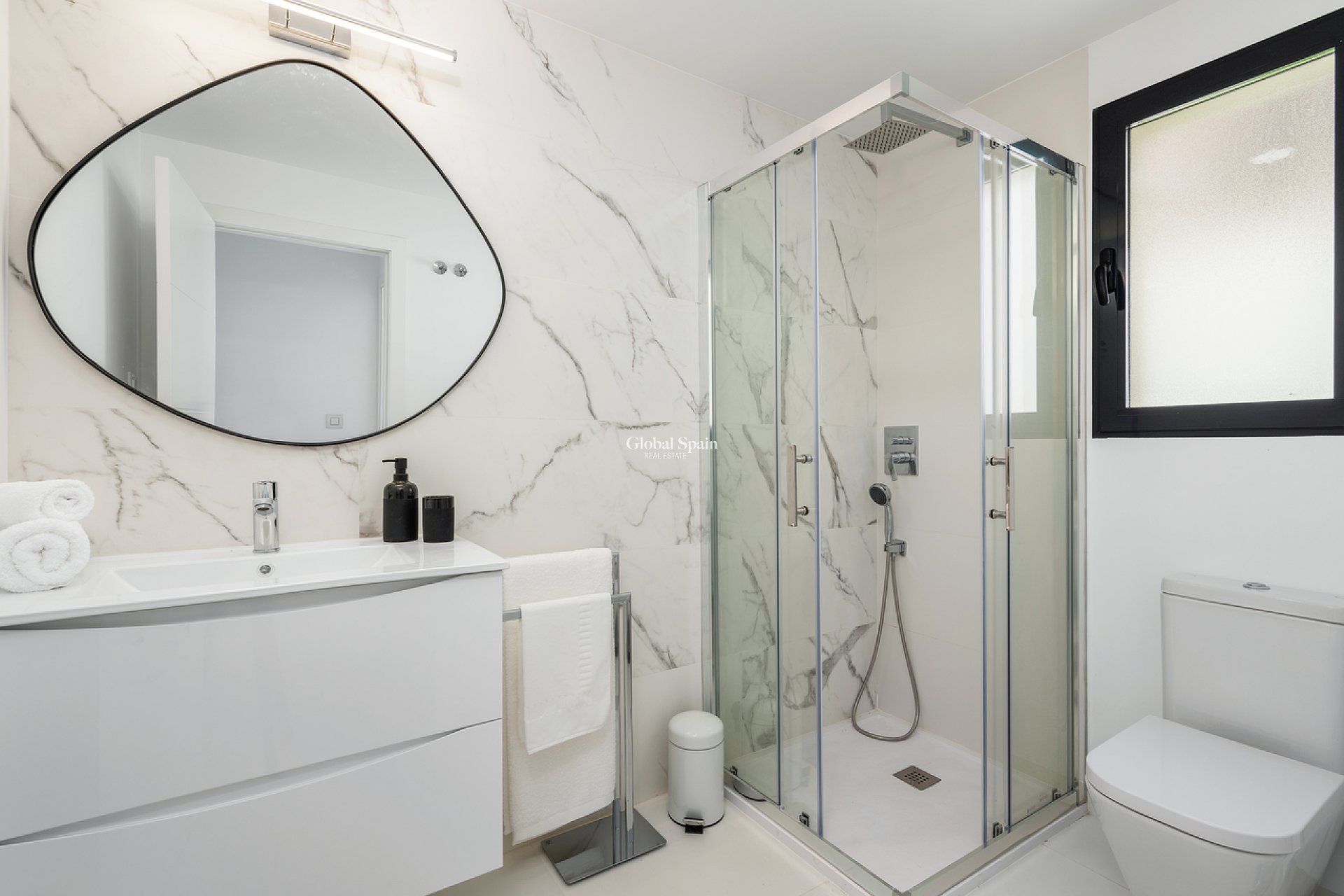 Revente - APPARTEMENT -
SAN MIGUEL DE SALINAS - Inland