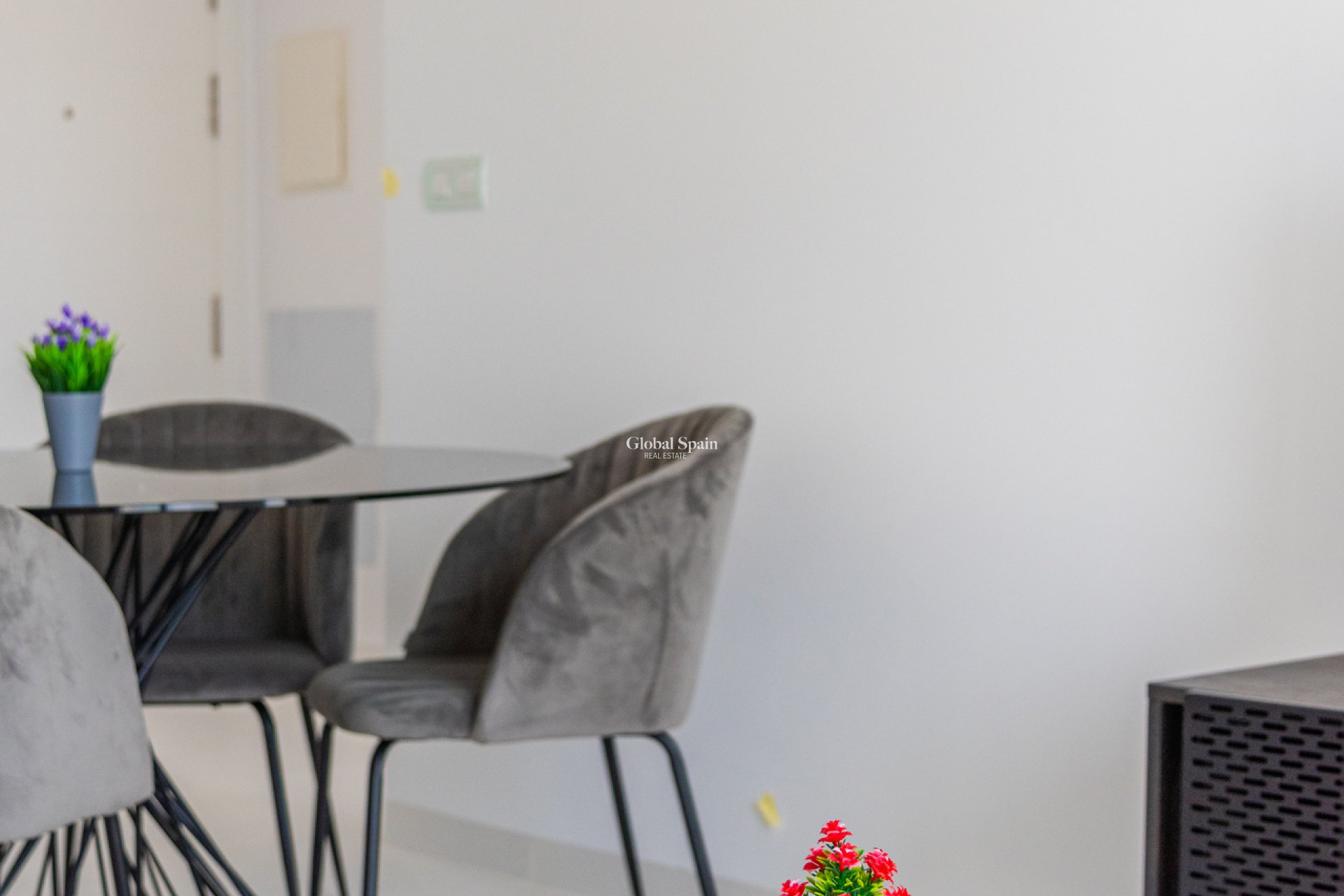 Revente - APPARTEMENT -
SAN MIGUEL DE SALINAS - Inland