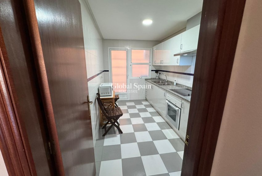 Revente - APPARTEMENT -
SAN MIGUEL DE SALINAS - Inland