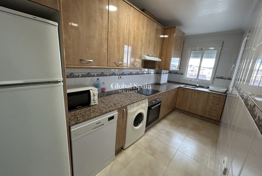 Revente - APPARTEMENT -
SAN MIGUEL DE SALINAS - Inland