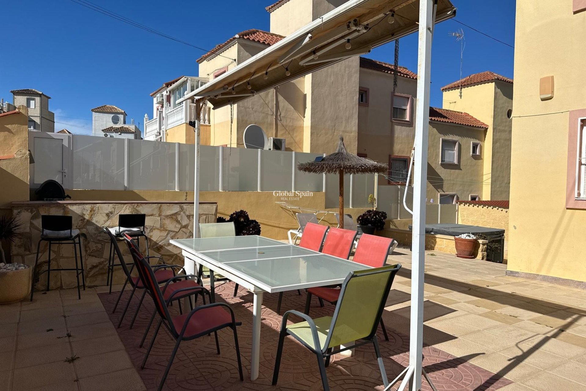 Revente - APPARTEMENT -
SAN MIGUEL DE SALINAS - Inland