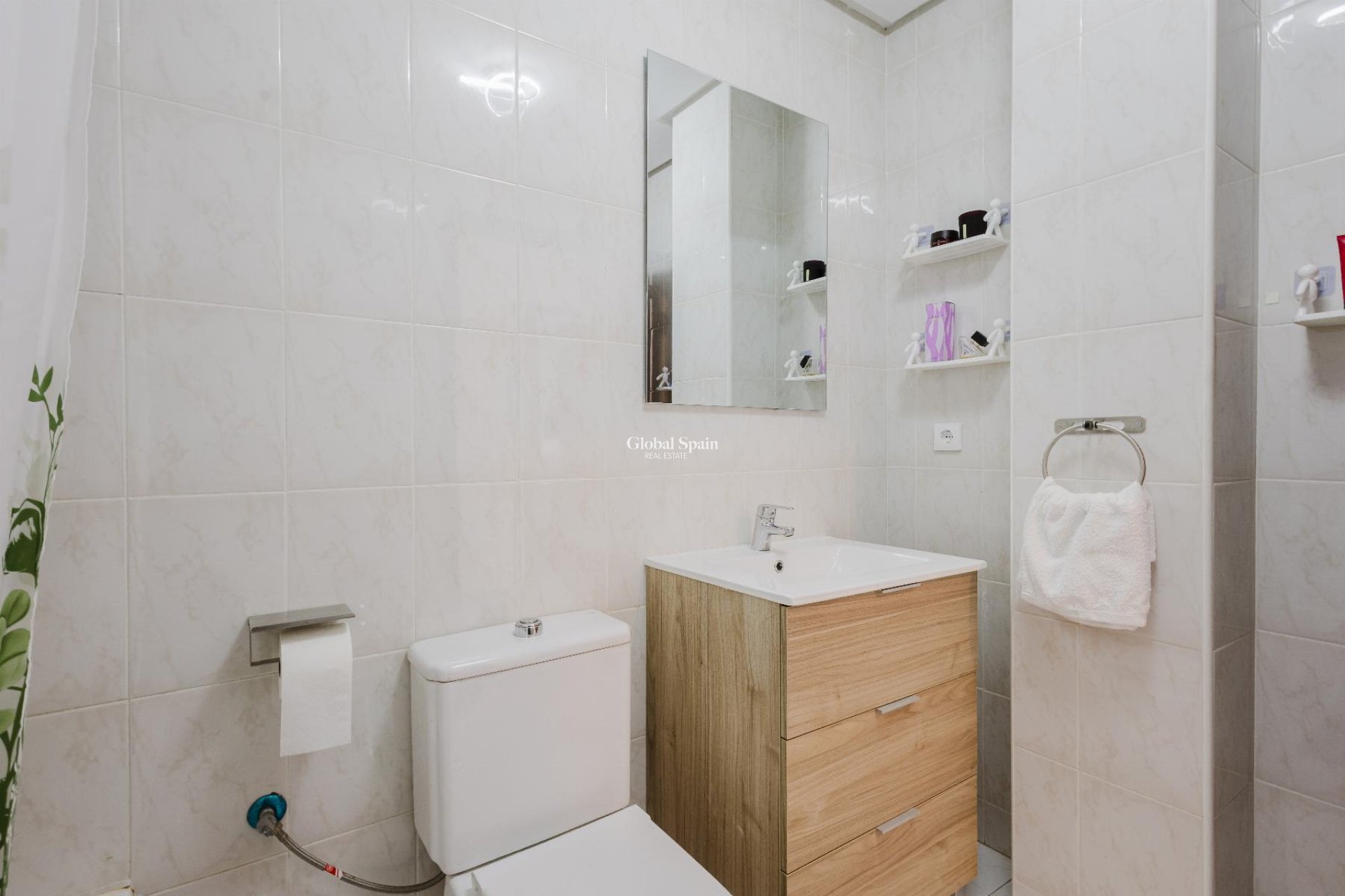 Revente - APPARTEMENT -
SAN MIGUEL DE SALINAS - Inland