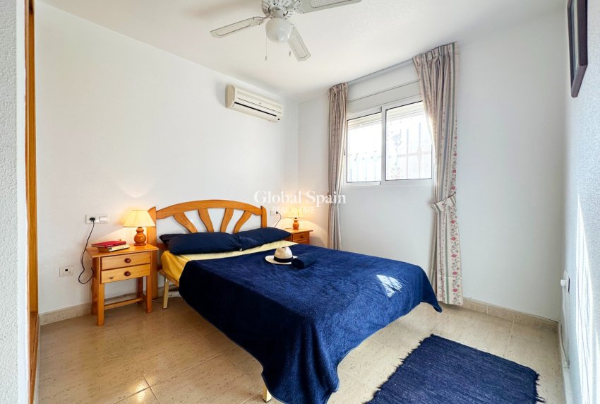 Revente - APPARTEMENT -
SAN MIGUEL DE SALINAS - Inland