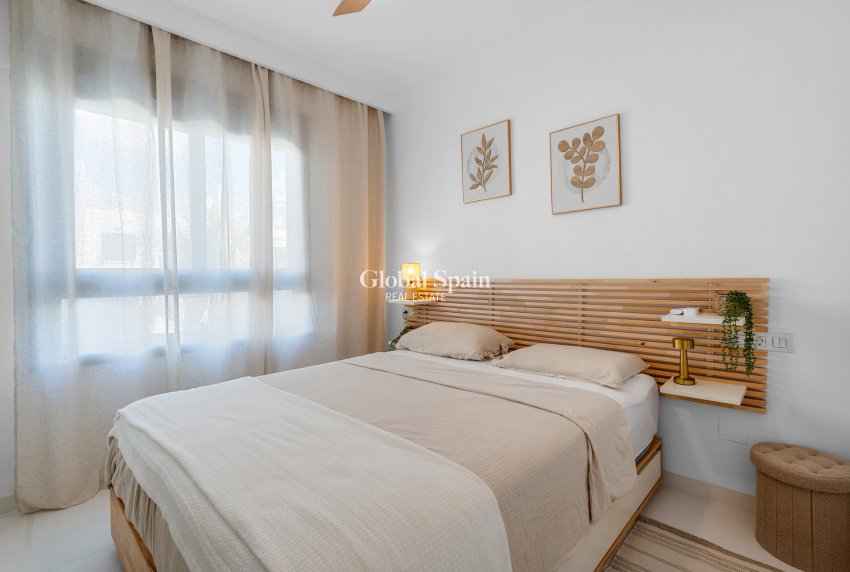 Revente - APPARTEMENT -
SAN MIGUEL DE SALINAS - Inland