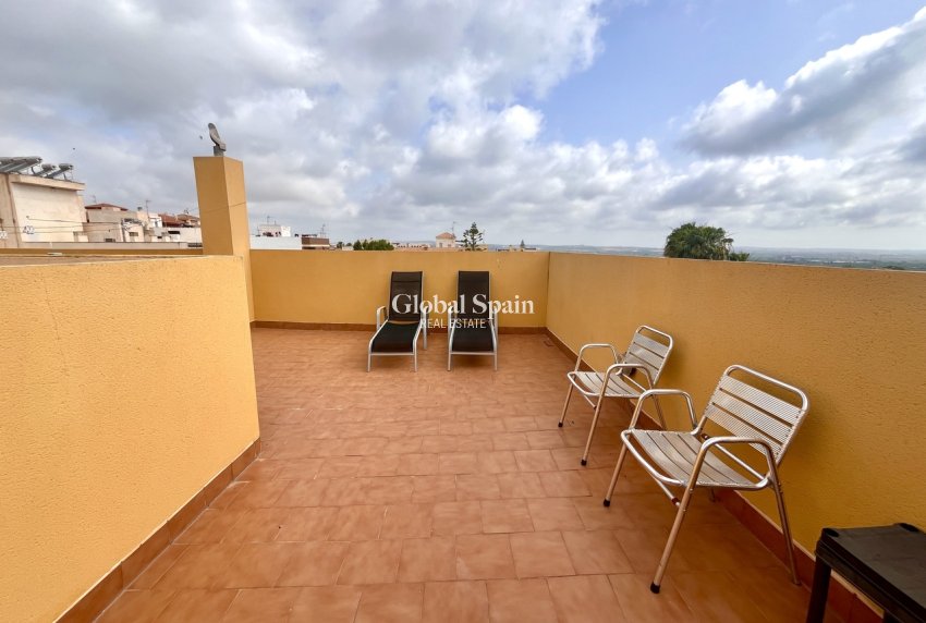 Revente - APPARTEMENT -
SAN MIGUEL DE SALINAS - Inland