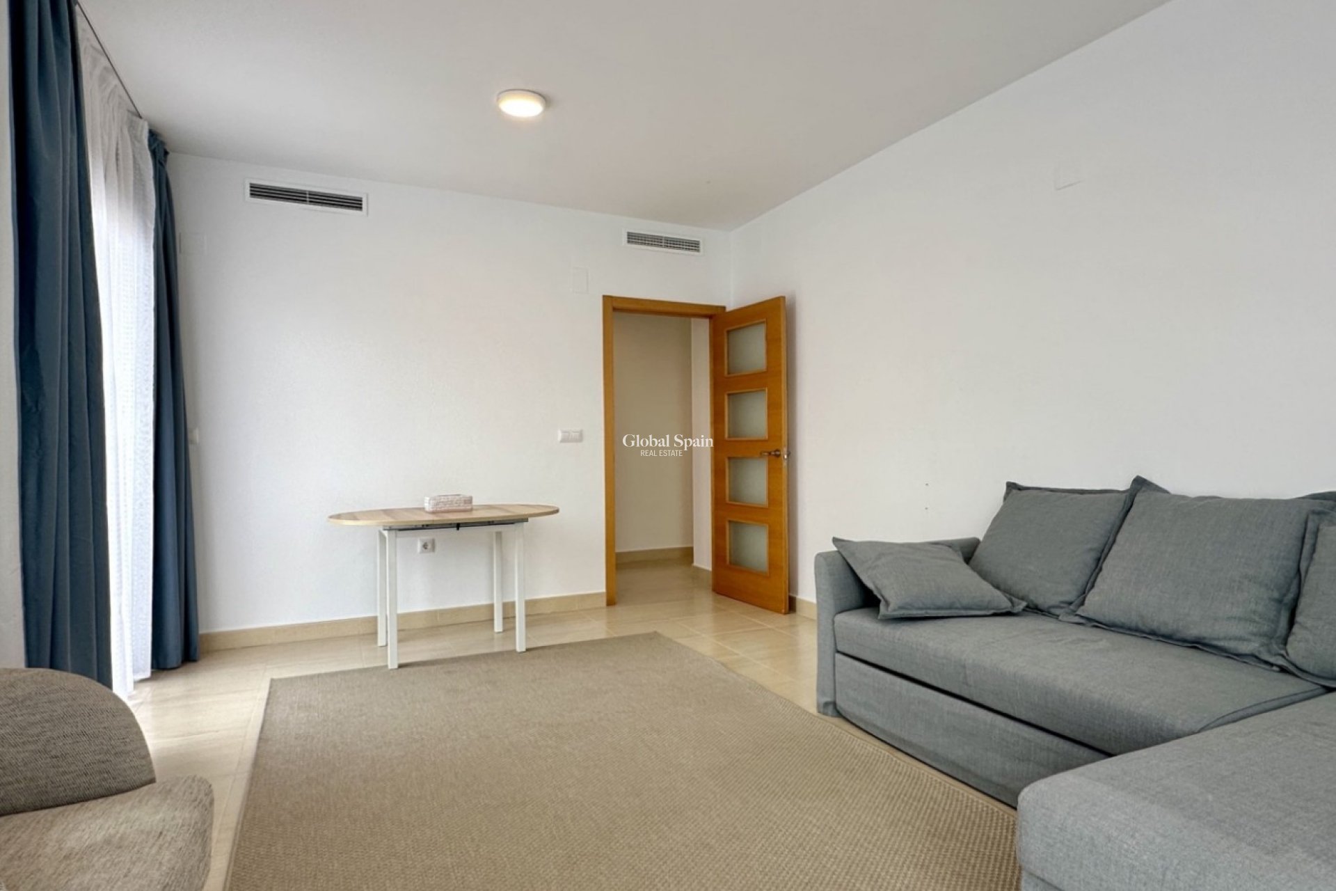 Revente - APPARTEMENT -
SAN MIGUEL DE SALINAS - Inland