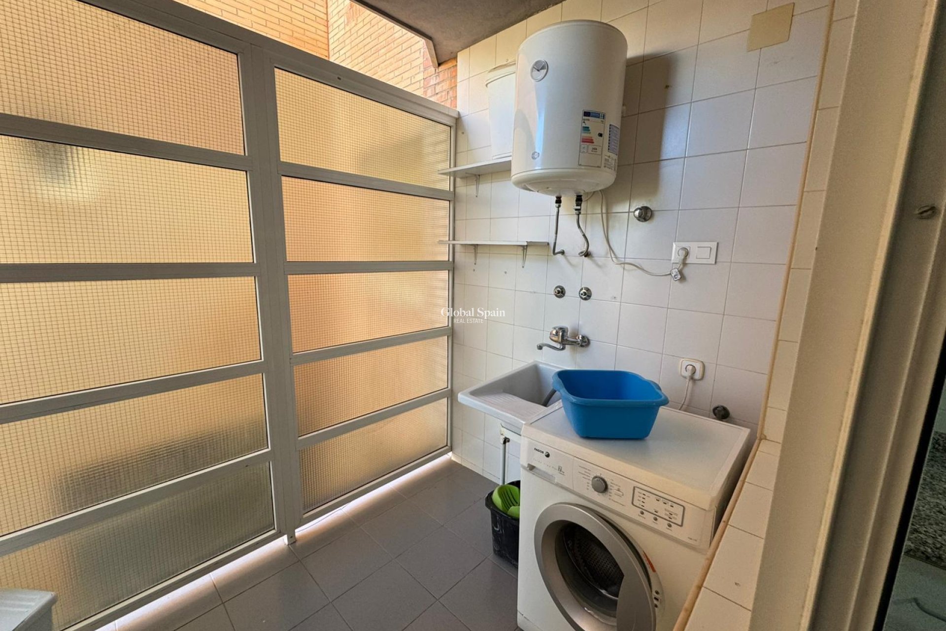 Revente - APPARTEMENT -
SAN MIGUEL DE SALINAS - Inland
