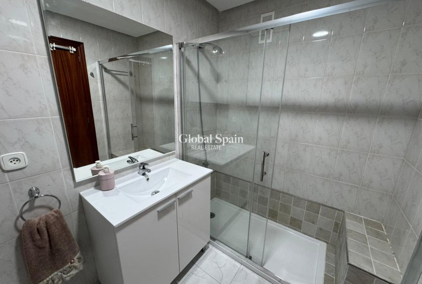 Revente - APPARTEMENT -
SAN MIGUEL DE SALINAS - Inland