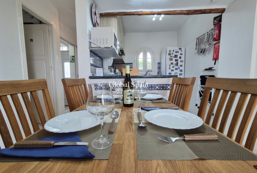 Revente - APPARTEMENT -
SAN MIGUEL DE SALINAS - Inland