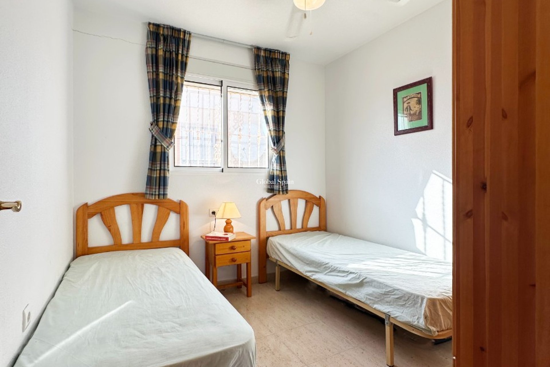 Revente - APPARTEMENT -
SAN MIGUEL DE SALINAS - Inland