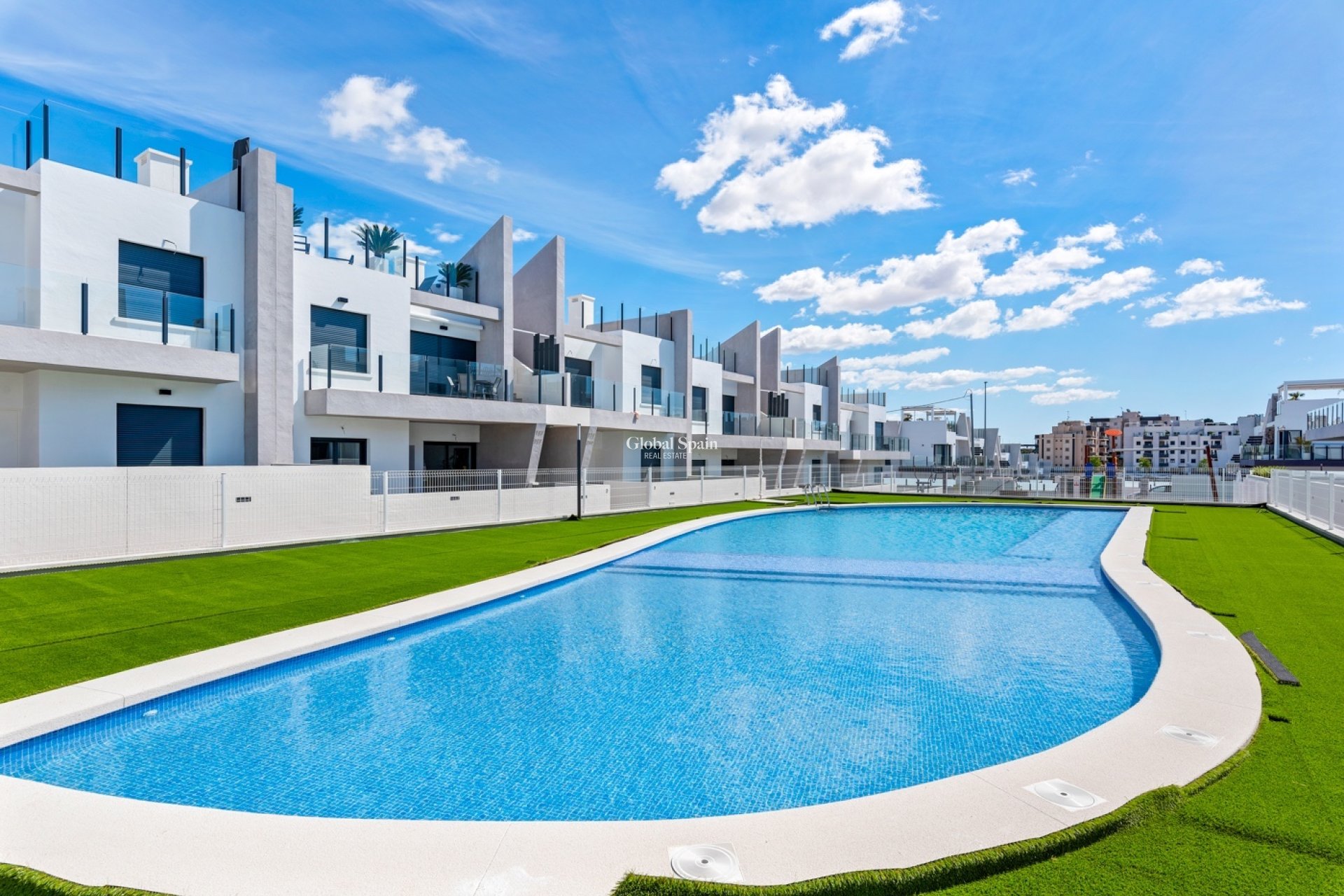 Revente - APPARTEMENT -
SAN MIGUEL DE SALINAS - Inland