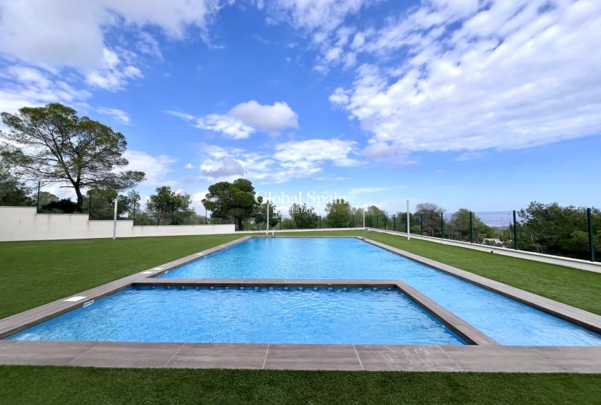 Revente - APPARTEMENT -
SAN MIGUEL DE SALINAS - Inland