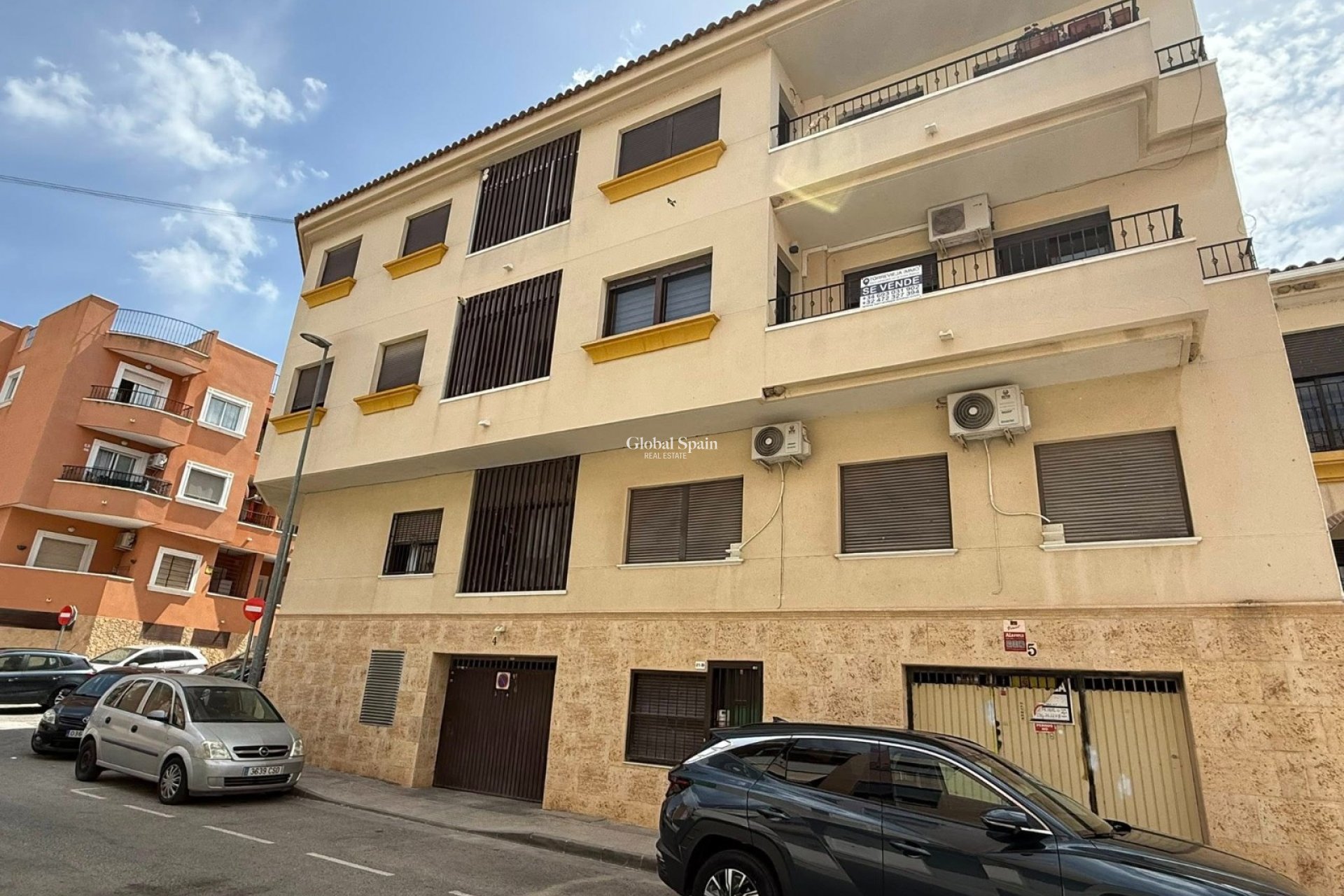 Revente - APPARTEMENT -
SAN MIGUEL DE SALINAS - Inland