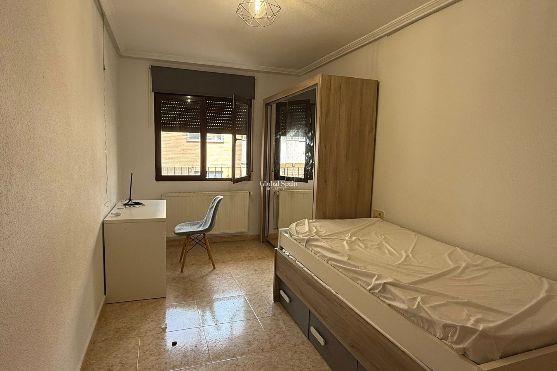 Revente - APPARTEMENT -
SAN MIGUEL DE SALINAS - Inland