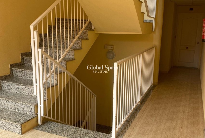 Revente - APPARTEMENT -
SAN MIGUEL DE SALINAS - Pueblo 9