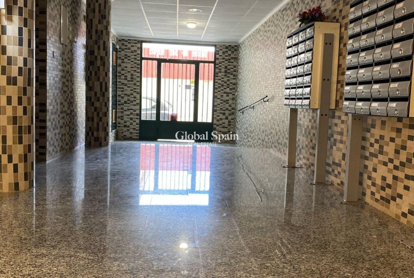 Revente - APPARTEMENT -
SAN MIGUEL DE SALINAS - Pueblo 9