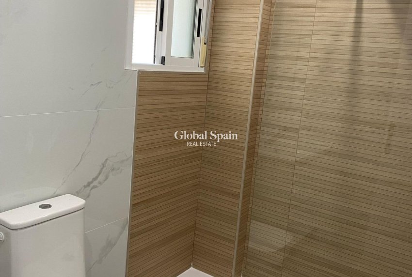 Revente - APPARTEMENT -
SAN MIGUEL DE SALINAS - Pueblo 9