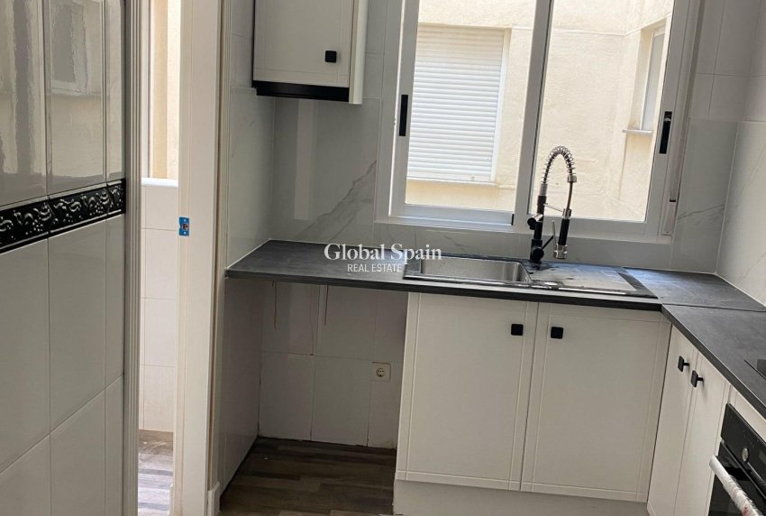 Revente - APPARTEMENT -
SAN MIGUEL DE SALINAS - Pueblo 9