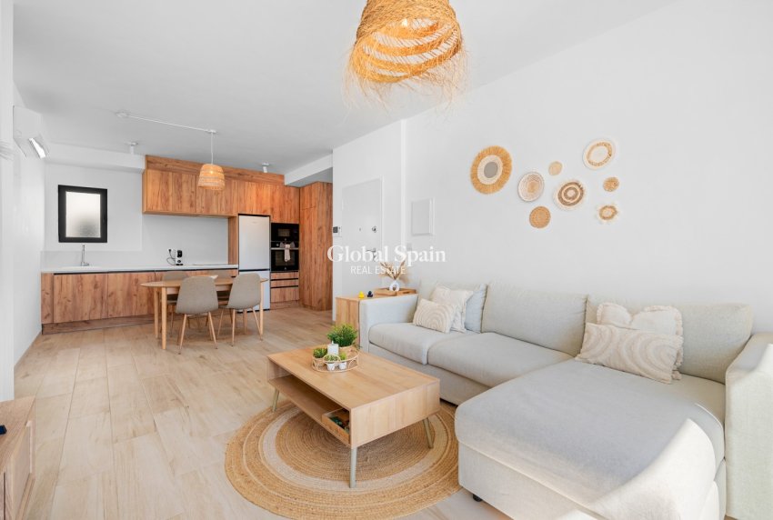 Revente - APPARTEMENT -
SAN MIGUEL DE SALINAS - San Miguel