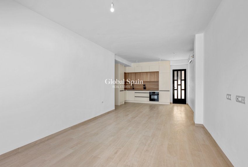 Revente - APPARTEMENT -
SAN MIGUEL DE SALINAS - San Miguel