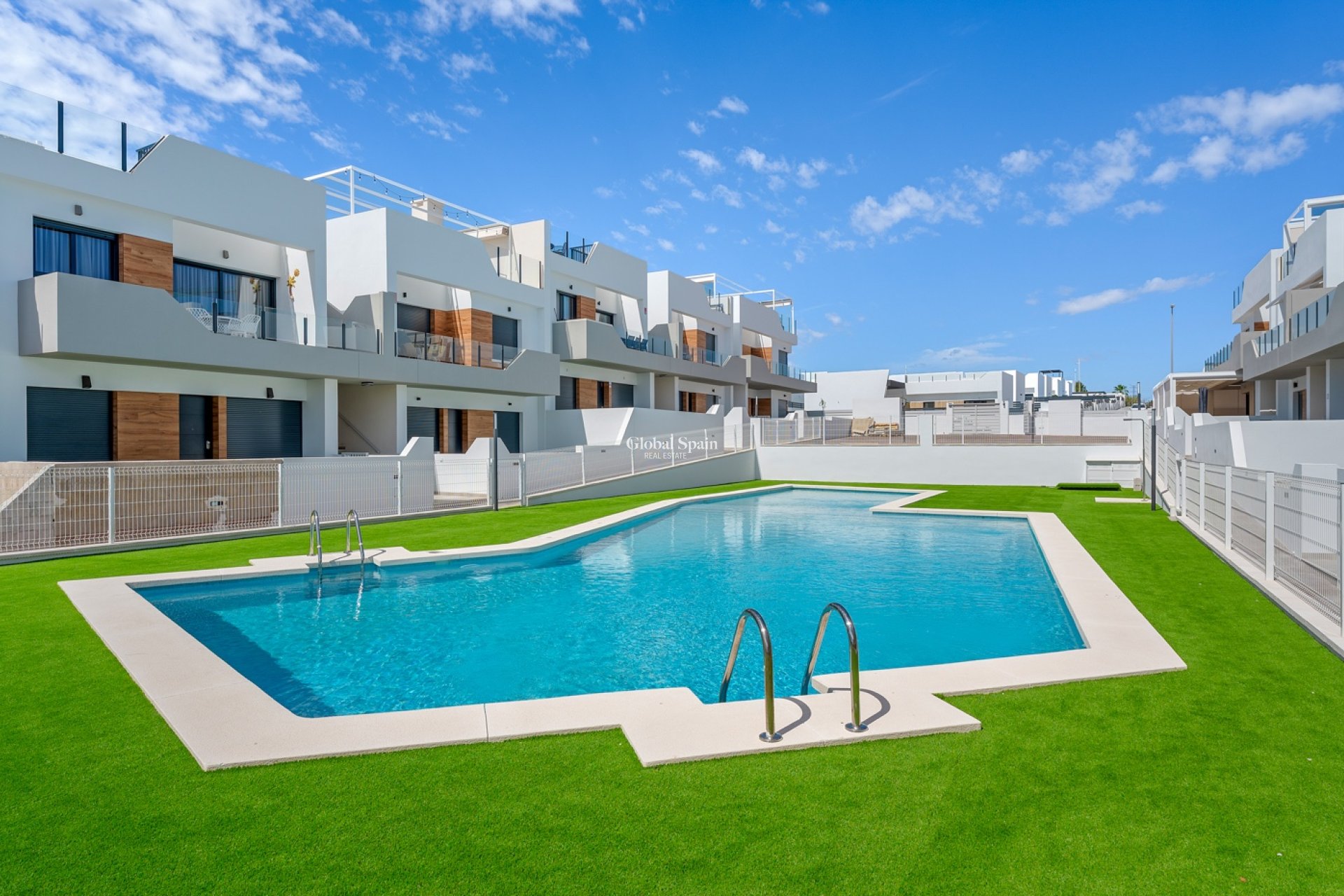 Revente - APPARTEMENT -
SAN MIGUEL DE SALINAS - San Miguel