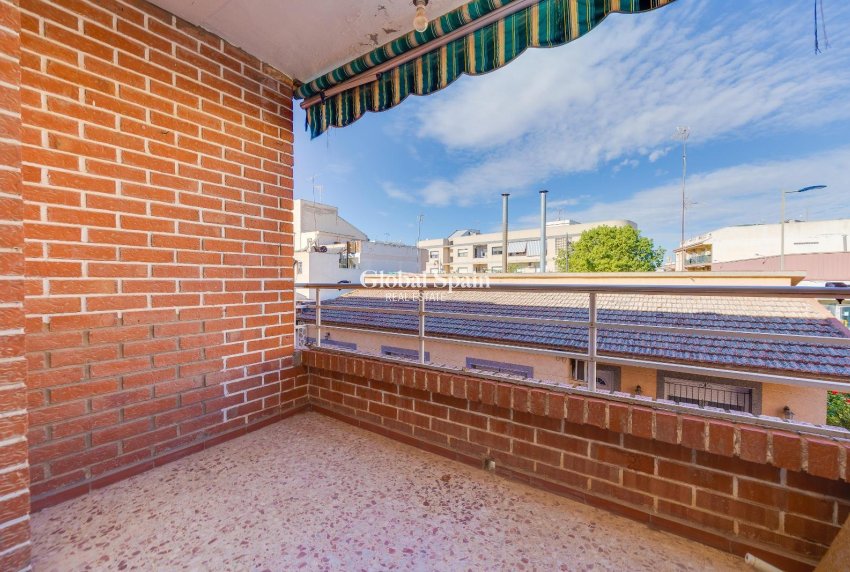 Revente - APPARTEMENT -
SAN PEDRO DEL PINATAR - Av. Dr Artero Guirao