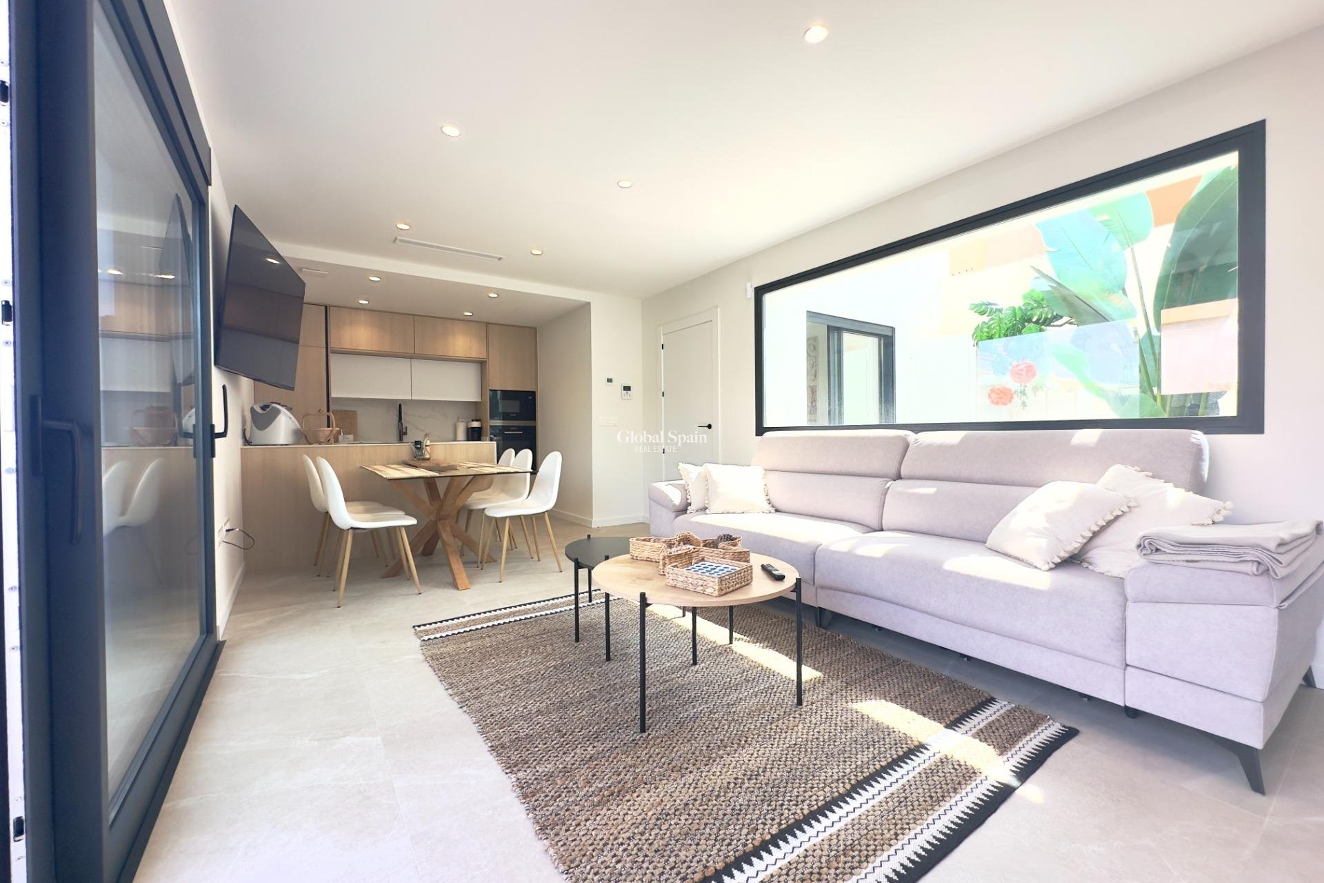 Revente - APPARTEMENT -
SAN PEDRO DEL PINATAR - CENTRO