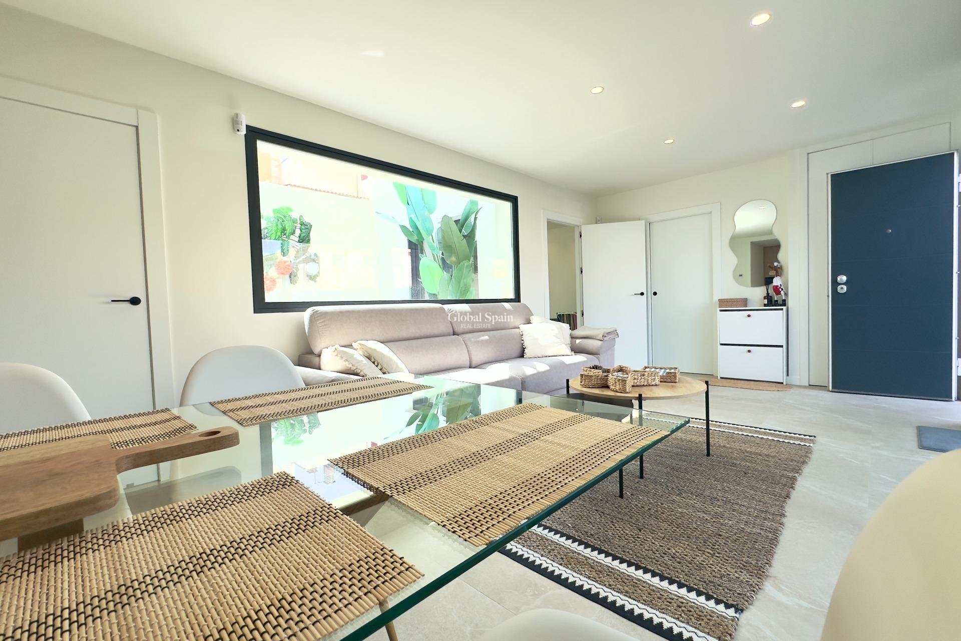 Revente - APPARTEMENT -
SAN PEDRO DEL PINATAR - CENTRO