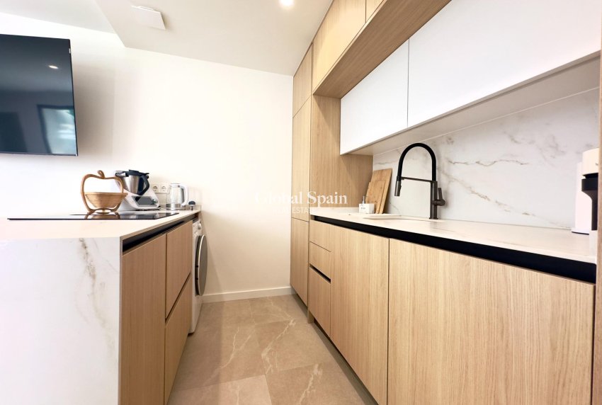 Revente - APPARTEMENT -
SAN PEDRO DEL PINATAR - CENTRO