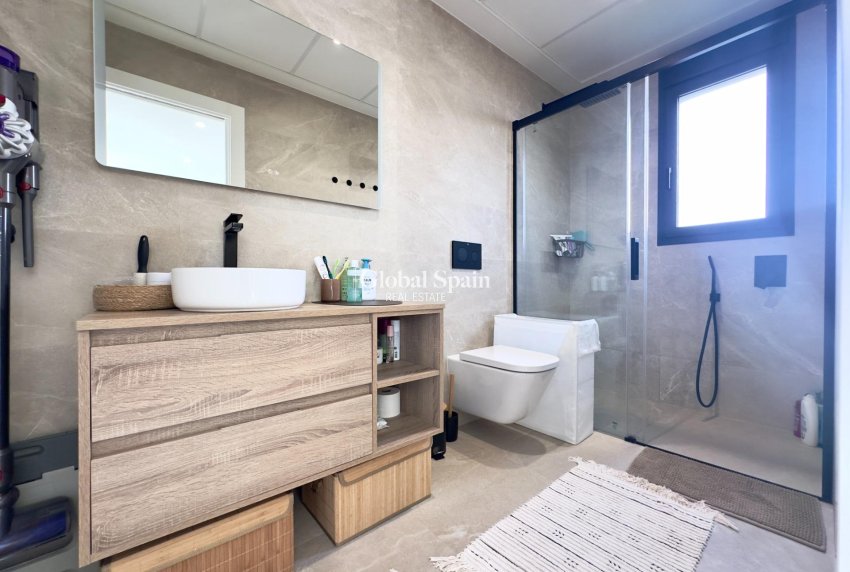 Revente - APPARTEMENT -
SAN PEDRO DEL PINATAR - CENTRO