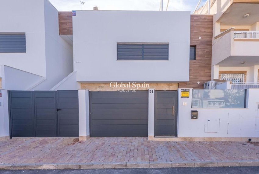 Revente - APPARTEMENT -
SAN PEDRO DEL PINATAR - CENTRO