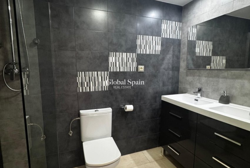 Revente - APPARTEMENT -
SAN PEDRO DEL PINATAR - Costa Calida