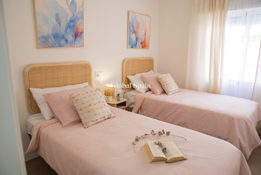 Revente - APPARTEMENT -
SAN PEDRO DEL PINATAR - Costa Calida
