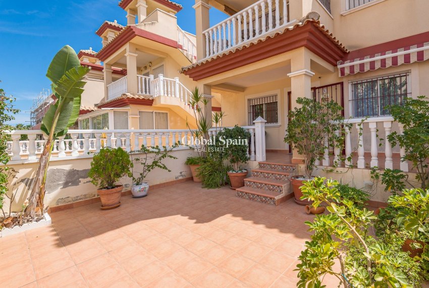 Revente - APPARTEMENT -
SAN PEDRO DEL PINATAR - Costa Calida