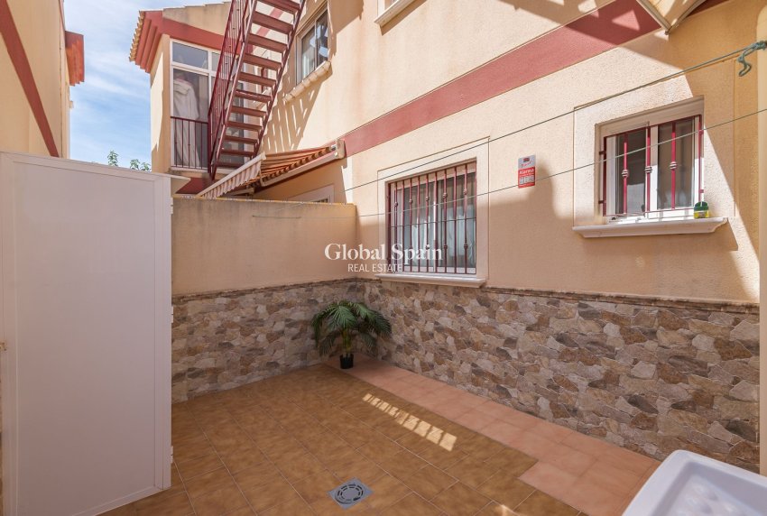 Revente - APPARTEMENT -
SAN PEDRO DEL PINATAR - Costa Calida