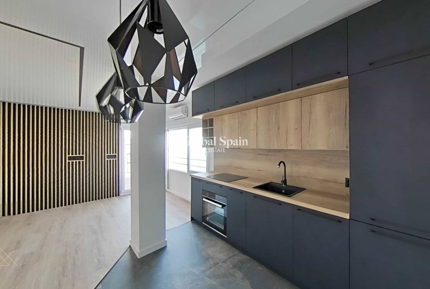 Revente - APPARTEMENT -
SAN PEDRO DEL PINATAR - Lo pagan