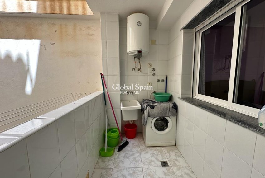 Revente - APPARTEMENT -
SAN PEDRO DEL PINATAR - Lo pagan