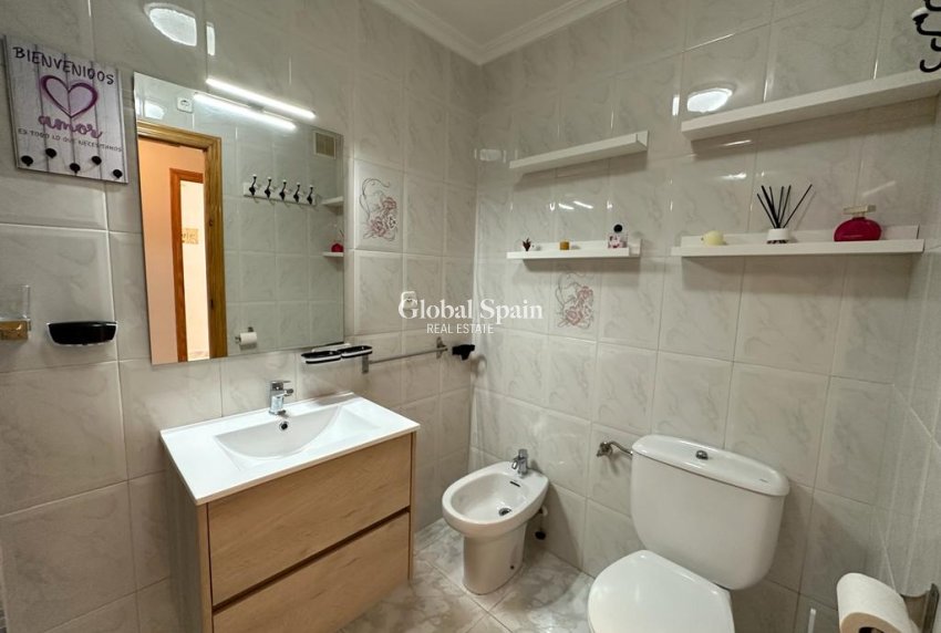 Revente - APPARTEMENT -
SAN PEDRO DEL PINATAR - Lo pagan