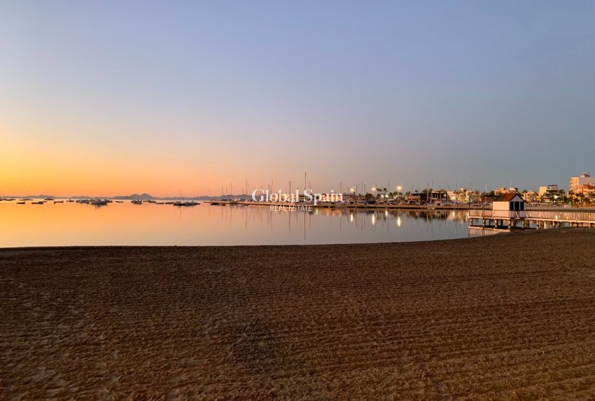 Revente - APPARTEMENT -
SAN PEDRO DEL PINATAR - Lo pagan