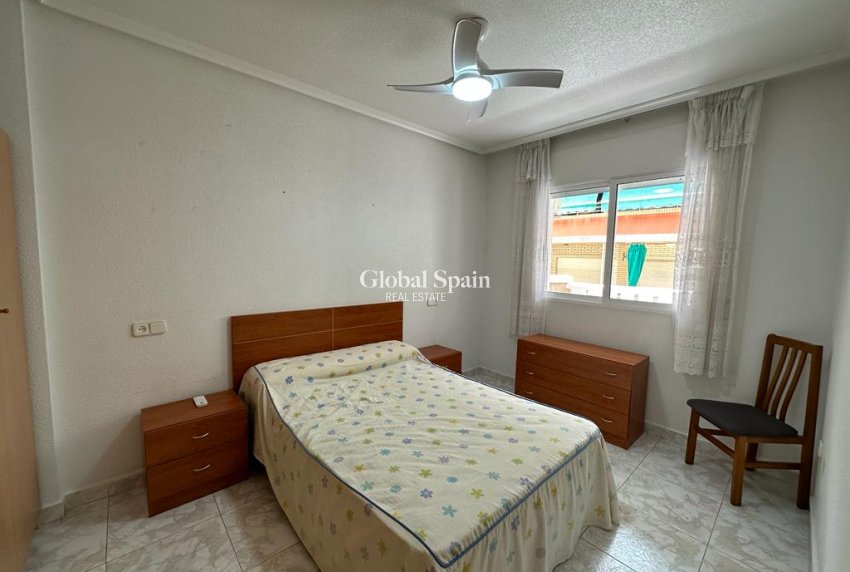 Revente - APPARTEMENT -
SAN PEDRO DEL PINATAR - Lo pagan