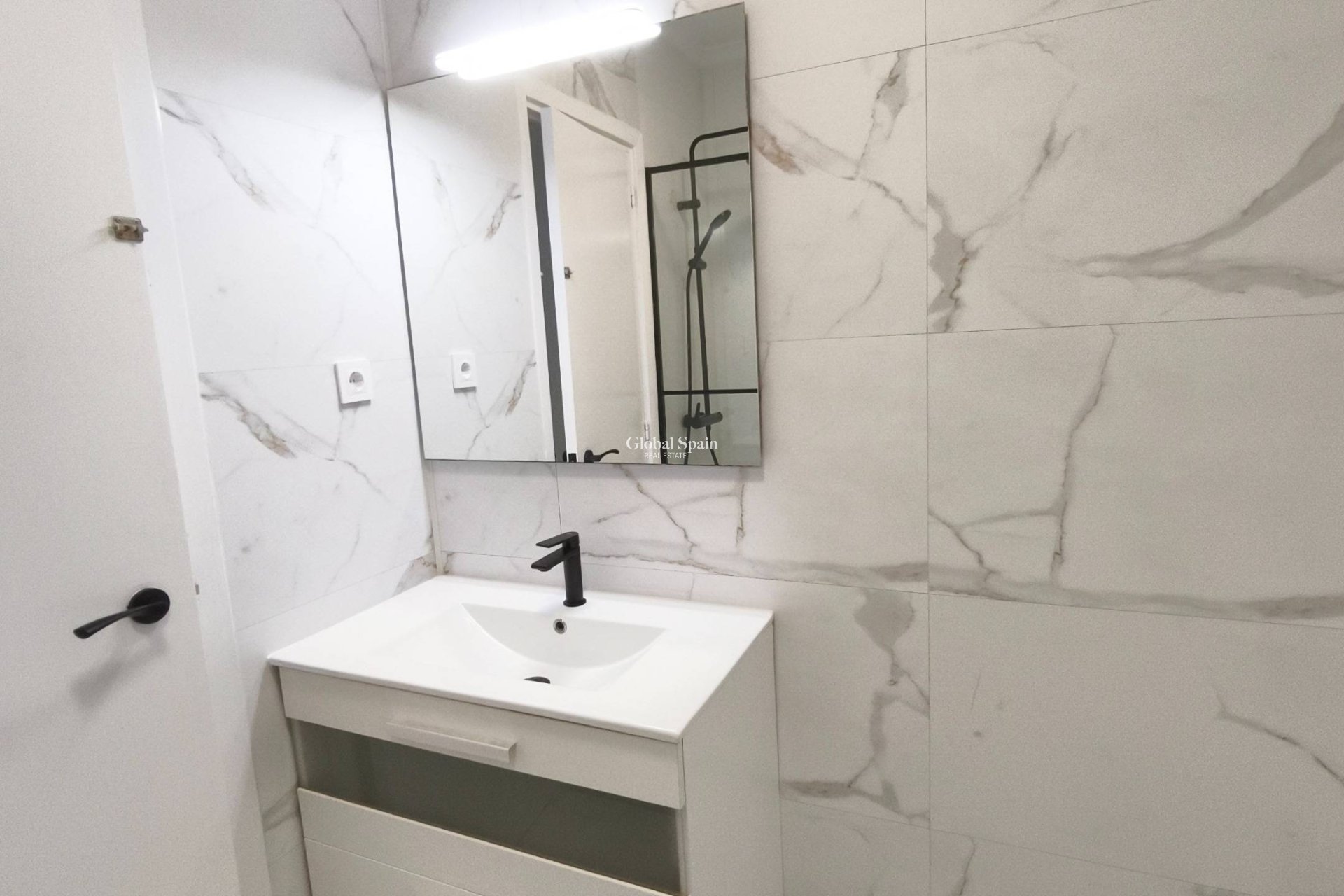 Revente - APPARTEMENT -
SAN PEDRO DEL PINATAR - Lo pagan