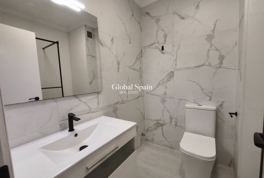 Revente - APPARTEMENT -
SAN PEDRO DEL PINATAR - Lo pagan