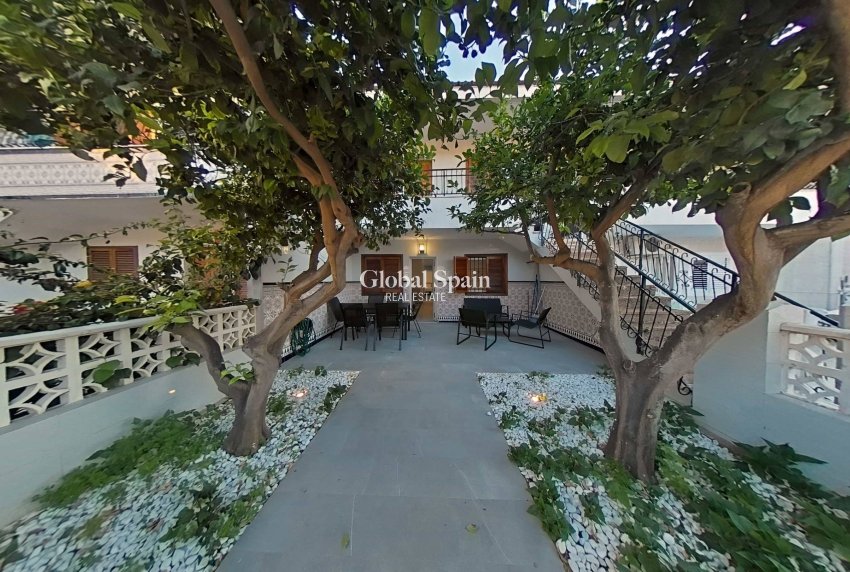 Revente - APPARTEMENT -
SAN PEDRO DEL PINATAR - Lo pagan