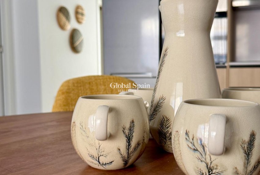 Revente - APPARTEMENT -
SAN PEDRO DEL PINATAR - Lopagán