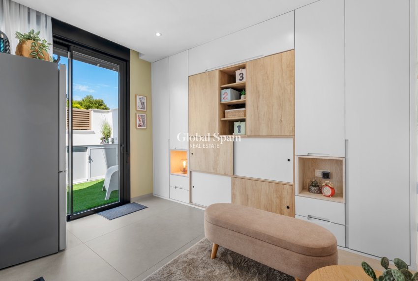 Revente - APPARTEMENT -
SAN PEDRO DEL PINATAR - San Pedro Del Pinatar Centro