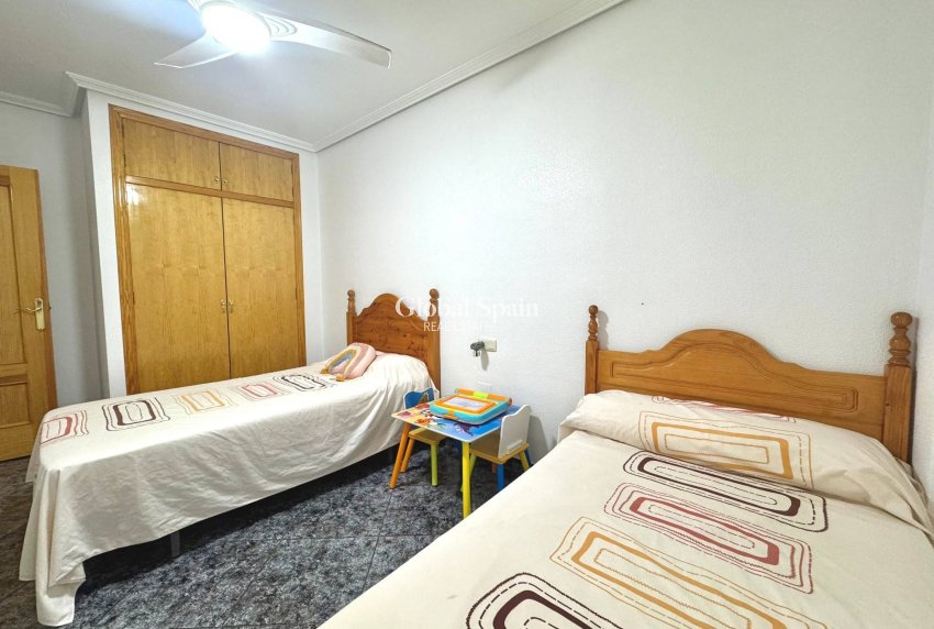 Revente - APPARTEMENT -
SAN PEDRO DEL PINATAR - Villananitos