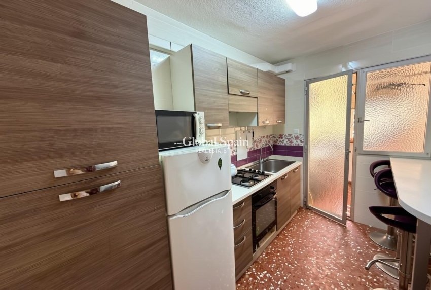 Revente - APPARTEMENT -
SAN PEDRO DEL PINATAR - Villananitos